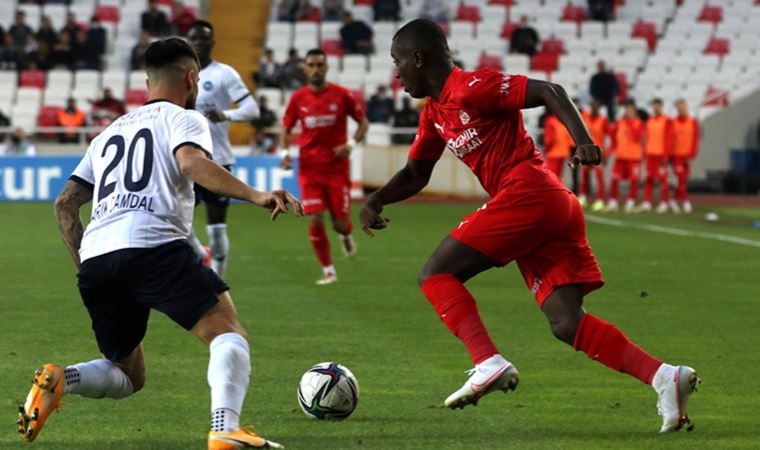 Adana Demirspor 90+7'de puanı kurtardı | Sivasspor 0-0 Adana Demirspor