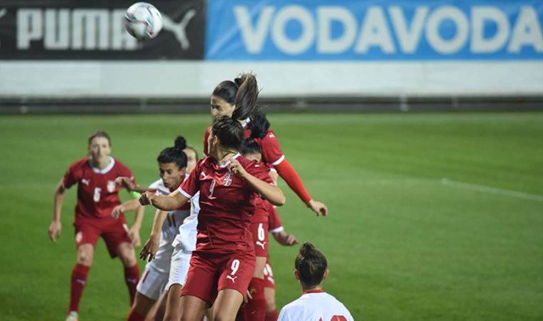 A Milli Kadın Futbol Takımı, Sırbistan'a 2-0 mağlup oldu