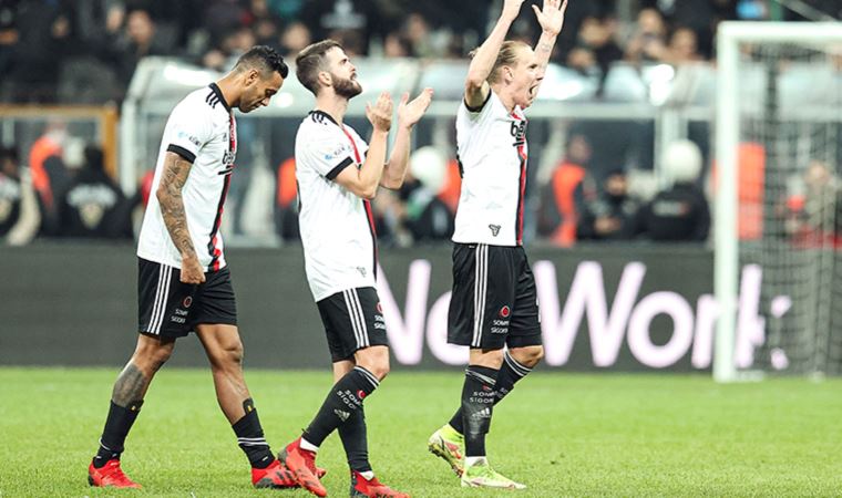 Beşiktaş'ta Josef de Souza ve Mirelam Pjanic antrenmana katılmadı