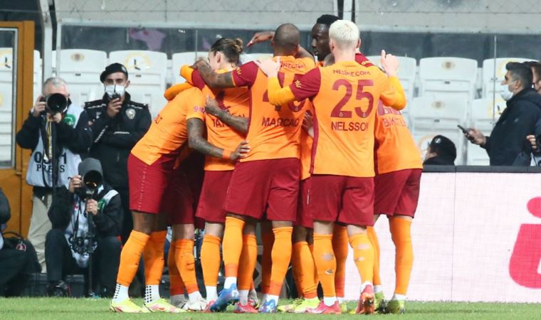 Galatasaray'ın Rumen oyuncu Andrei Ivan'ı takibe aldığı iddia edildi