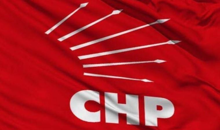 CHP'den istifa eden iki meclis üyesi AKP'ye geçti