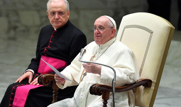 Papa’dan pedofili skandalı için “Utanç duyuyorum” açıklaması