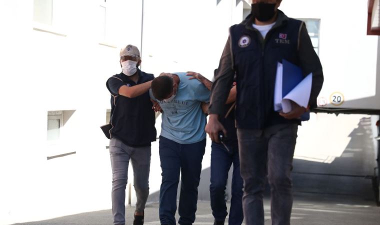 Adana'da 5 farklı yerde yangın çıkaran şahıs, sevk edildiği mahkemece tutuklandı