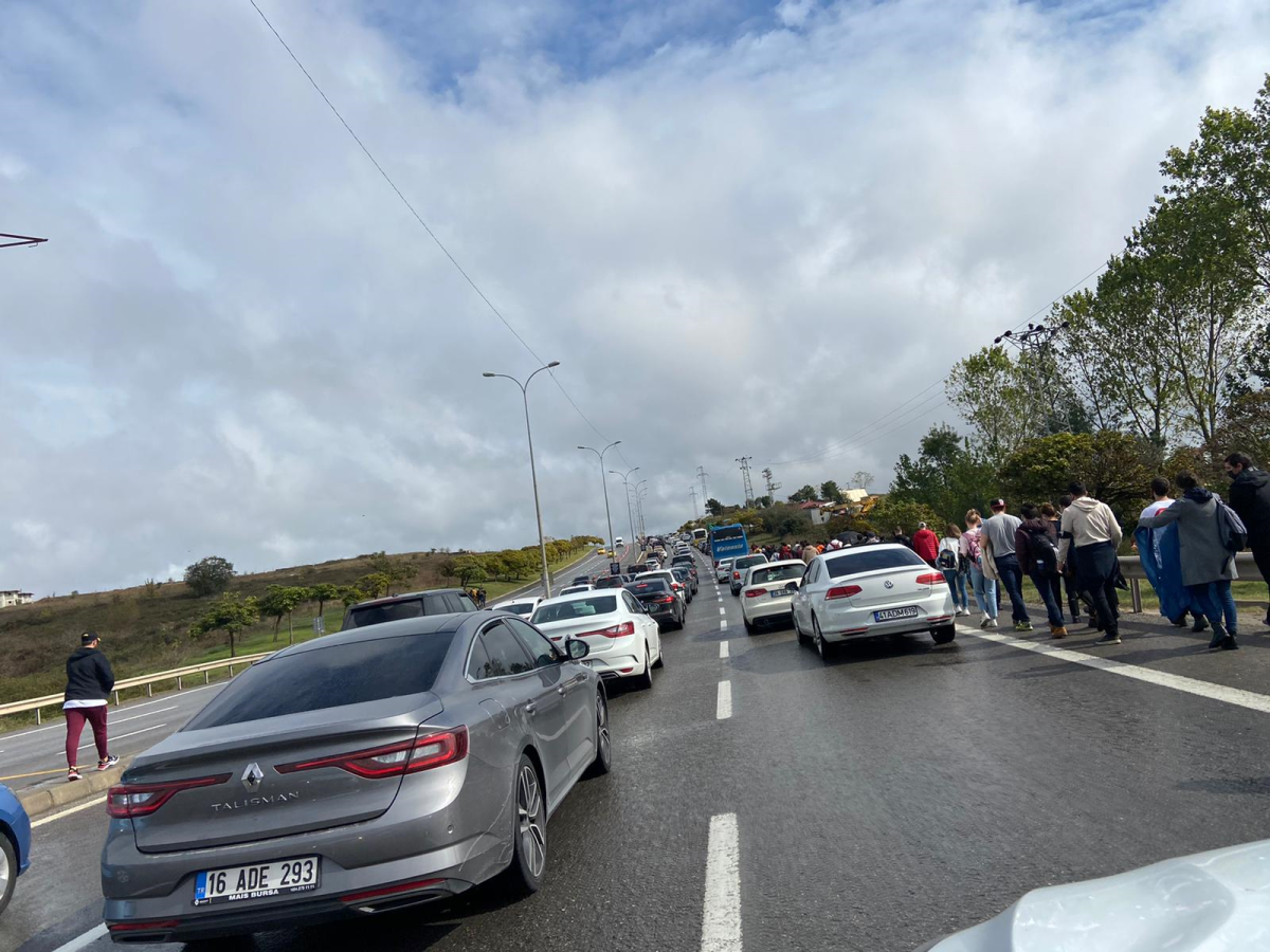 istanbul daki yagisli hava formula 1 i de etkiledi