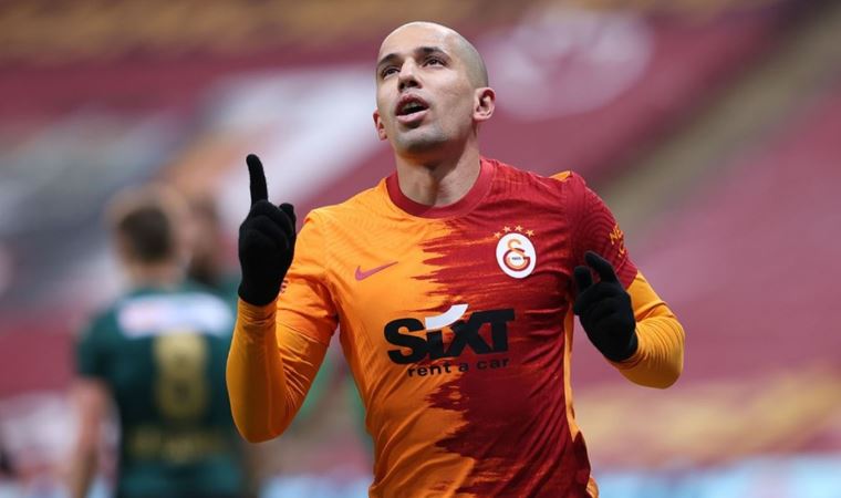 Feghouli Galatasaray ile ilgili kararını verdi!