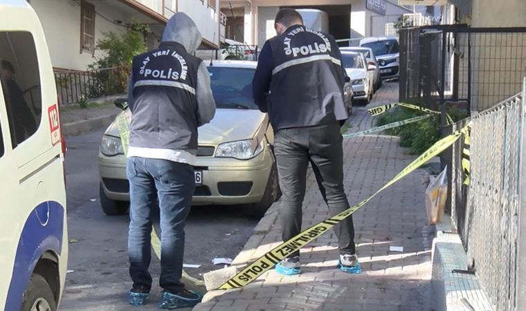 İstanbul Bahçelievler'de sokak ortasında eşini öldürdü: Geriye aldığı ekmekler kaldı