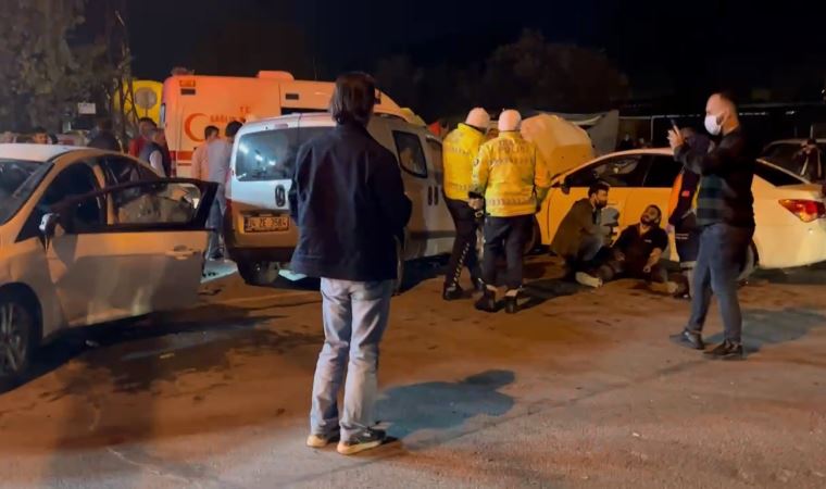 Arnavutköy'de kaza: 3 yaralı