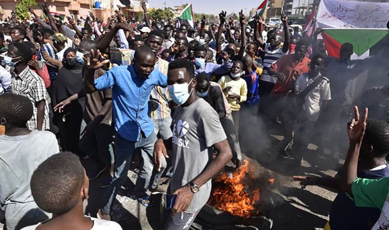 Sudan'da darbe karşıtı eylemlerde altı kişi daha öldü