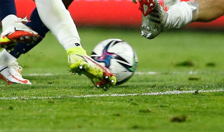 Cezayir-Burkina Faso maçında "büyü" iddiası