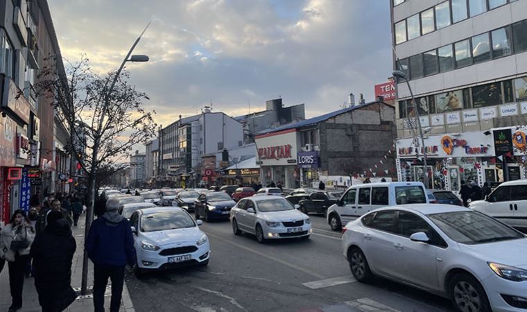 AFAD: Erzurum'da 12 saniye süren depremde 1 kişi yaralandı