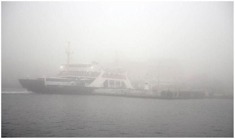 Çanakkale Boğazı yoğun sis nedeniyle kapatıldı