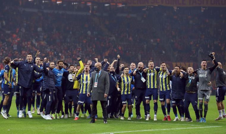 Fenerbahçe'de kötü hava Galatasaray galibiyetiyle dağıldı
