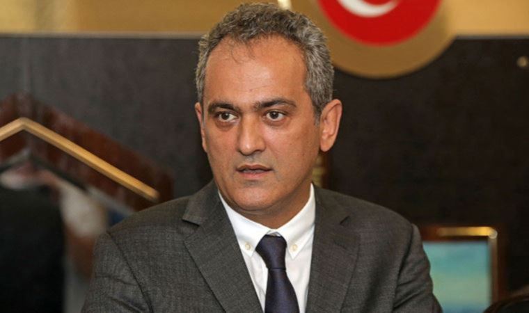 İktidarın sendikasından Milli Eğitim Bakanı Mahmut Özer'e rest