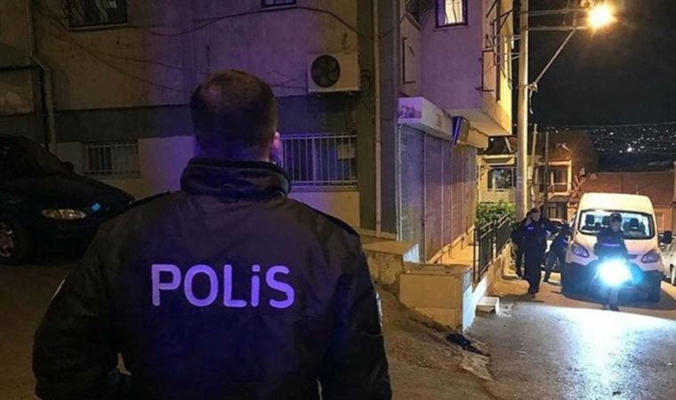 İzmir'de bıçaklı kavgada 1 kişi öldü, 4 kişi yaralandı