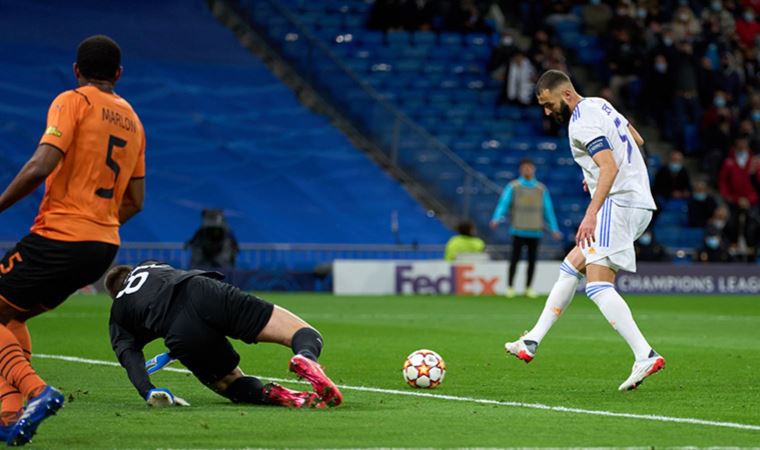 Real Madrid rekor kırdığı maçta Benzema'nın golleri ile Shakhtar Donetsk'i 2-1 mağlup etti