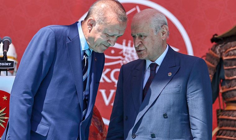 Davutoğlu'ndan Bahçeli iddiası: "AKP'yi suçlayıp çekilecek"