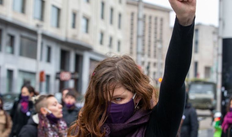 Belçika'da kadınlar 'gece hayatında cinsel saldırganlığı' protesto etti