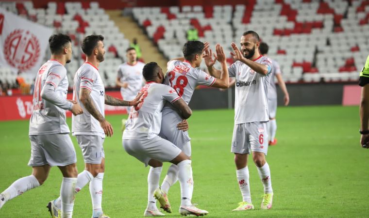 Antalyaspor kupada dört dörtlük!