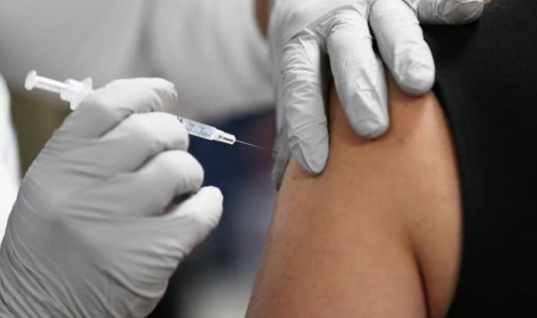 BioNTech aşısı hakkında yeni araştırma: Üç doz aşının Omicron’a karşı etkinliği açıklandı