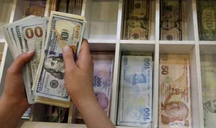 Merkez Bankası'nın müdahalesine rağmen dolar yükseliyor: 'Türkiye, parasal egemenliğini yitirme tehlikesiyle karşı karşıya'
