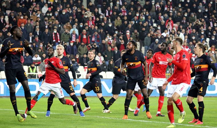 Galatasaray, Süper Lig'de "kayıplarda"