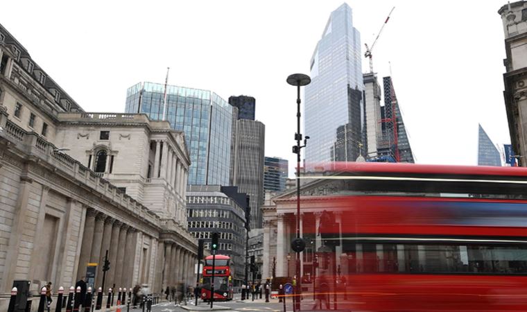 İngiltere Merkez Bankası yıllar sonra gelen faiz artışı kararı