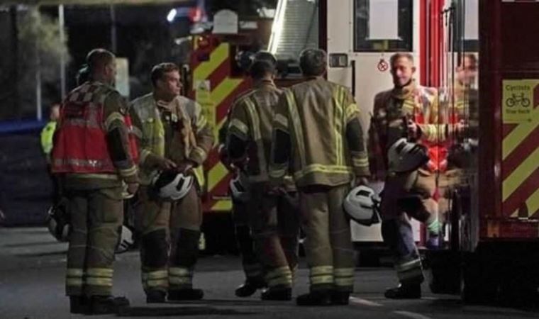 Londra'da evde çıkan yangında 4 çocuk hayatını kaybetti