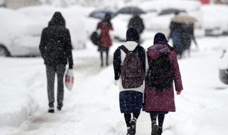 Tunceli, Konya ve Aksaray'da kar yağışı okulları tatil ettirdi