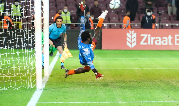 Hatayspor'un golcüsü, kupa maçında iki kez kaleye geçerek takıma turu getirdi