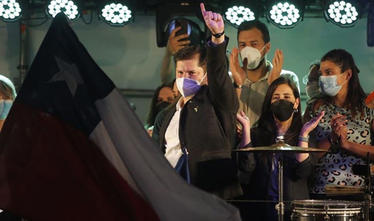 Şili'nin yeni Devlet Başkanı Gabriel Boric oldu