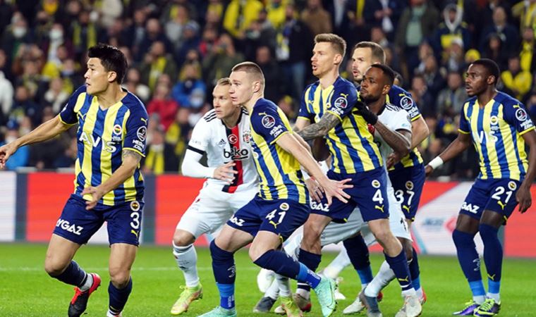 Fenerbahçe - Beşiktaş maçındaki penaltı kararına eski hakemler ne dedi?
