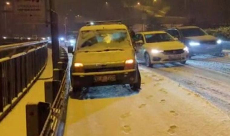 İstanbul'da kar etkisini gösterdi: Sarıyer'de yağış
