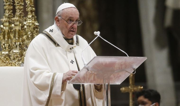 Papa Francis'ten geleneksel Noel mesajında 'diyalog' vurgusu