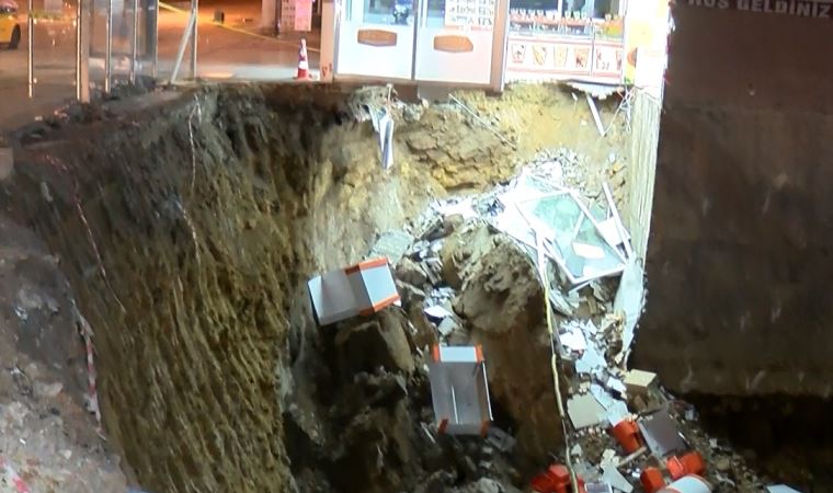 Ankara'da inşaat çalışması yapılan arazinin yanındaki dükkanda çökme