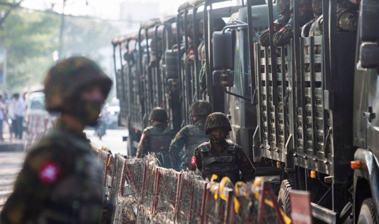 Hindistan ordusunun Myanmar sınırındaki operasyonunda 13 kişi öldü