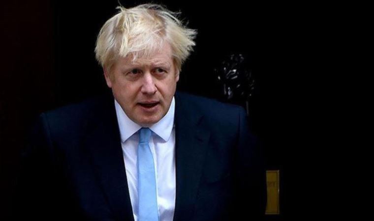 İngiltere Başbakanı açıkladı: "Omicron varyantı daha bulaşıcı"
