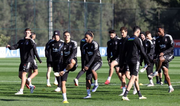 Beşiktaş'ta Kayserispor maçı hazırlıkları Şahin yönetiminde başladı