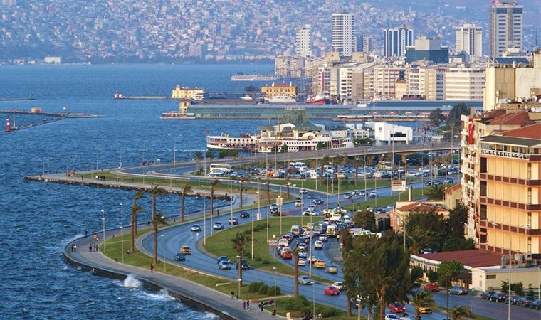 Uzak Rota Seyahat Ödülleri açıklandı: Öncü turizm destinasyonunda birincilik İzmir’e