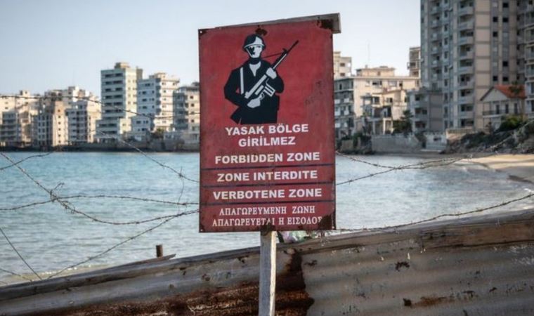 Τουρκοκύπριος ηγέτης Ερσίν Τατάρ: η κλειστή περιοχή Βαρόσα θα αποστρατικοποιηθεί