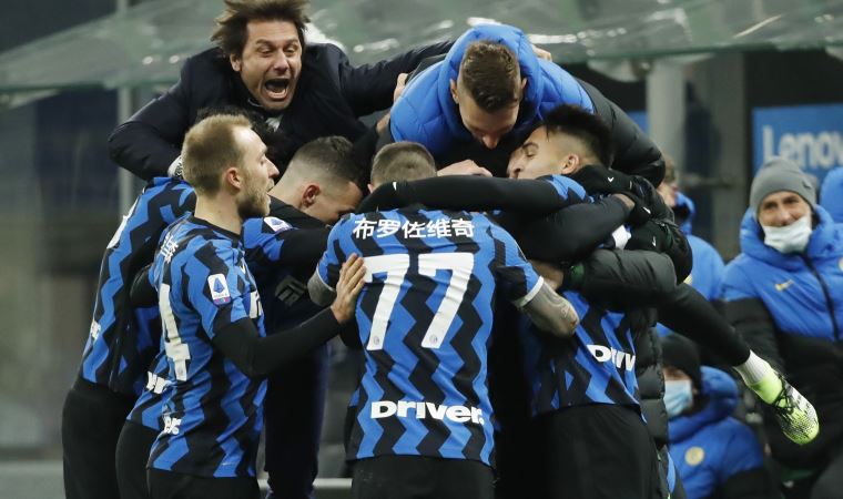 Inter, Lazio'yu yenerek Serie A'nın yeni lideri oldu