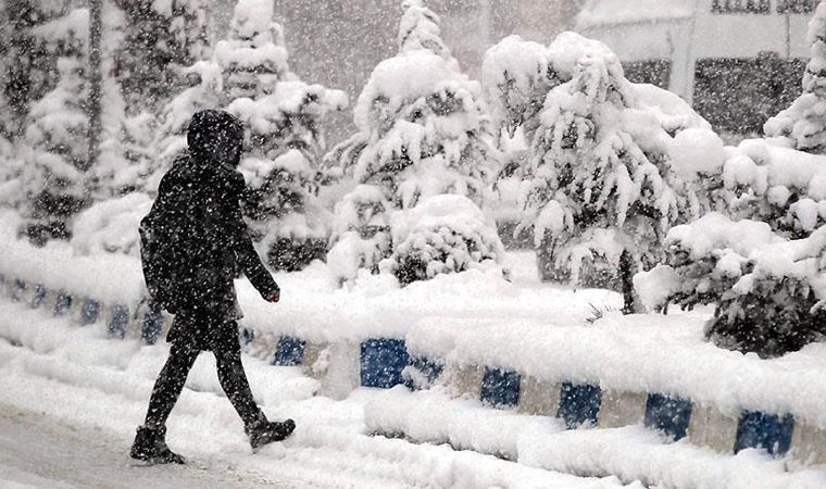 Meteoroloji açıkladı: İstanbul'da kar yağışı ne kadar sürecek?