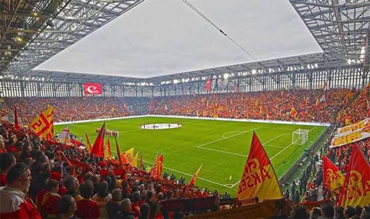 Türkiye'den iki stadyum 'Yılın stadyumu' seçilebilir