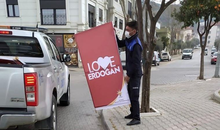 İzinsiz asılan 'Love Erdoğan' afişleri kaldırıldı