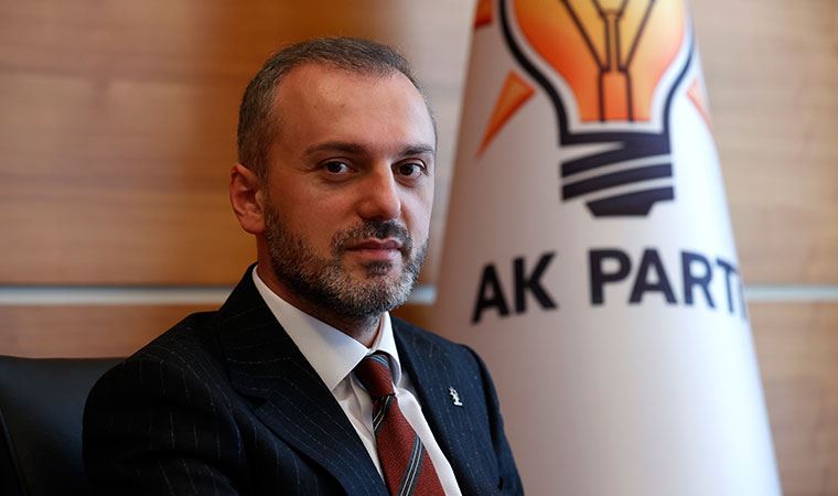 AKP Genel Başkan Yardımcısı Erkan Kandemir: 52 il, 715 ilçe başkanı değişti