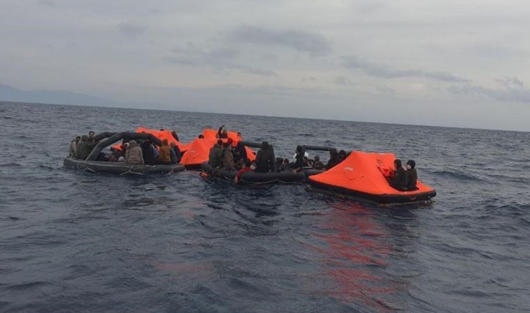Ege sularında ölüme terk edilen 158 göçmen kurtarıldı