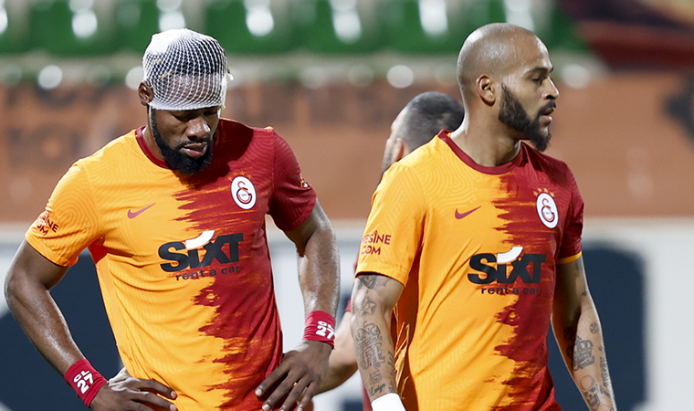 Galatasaray taraftarından Marcao ve Luyindama'ya tepki