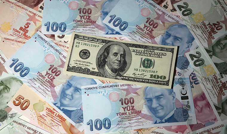 Fitch'ten Türkiye'ye kredi notu uyarısı