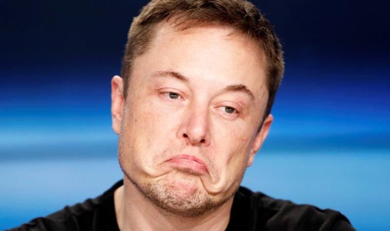 Elon Musk Tesla tweet'lerini sildi!