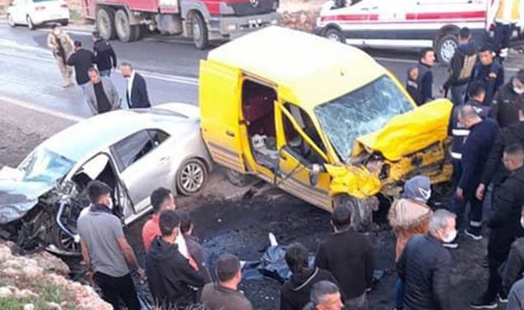 Şırnak'ta trafik kazası: 4 kişi yaşamını yitirdi, 2 kişi yaralandı