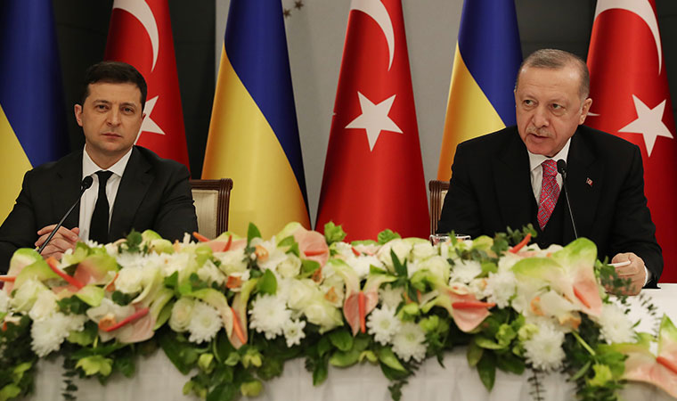 Erdoğan ve Ukrayna Devlet Başkanı Zelenskiy bir araya geldi